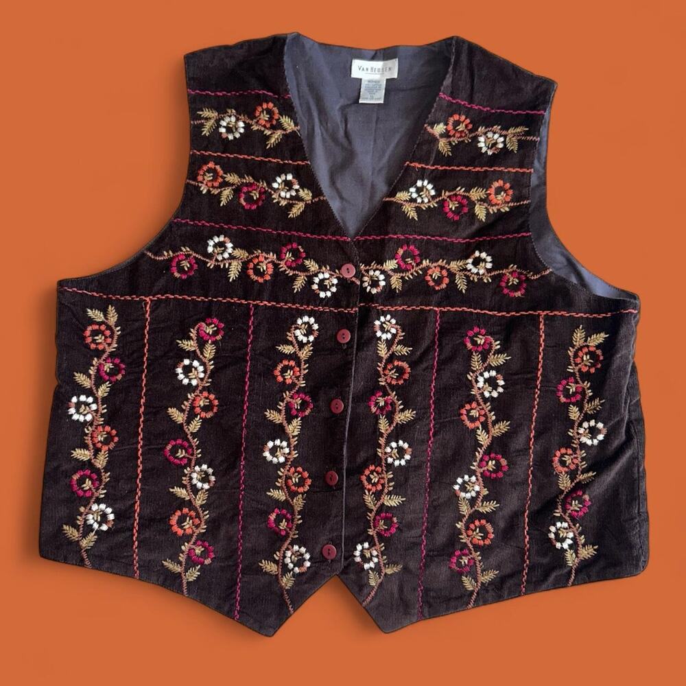 Van heusen floral embroidered vest